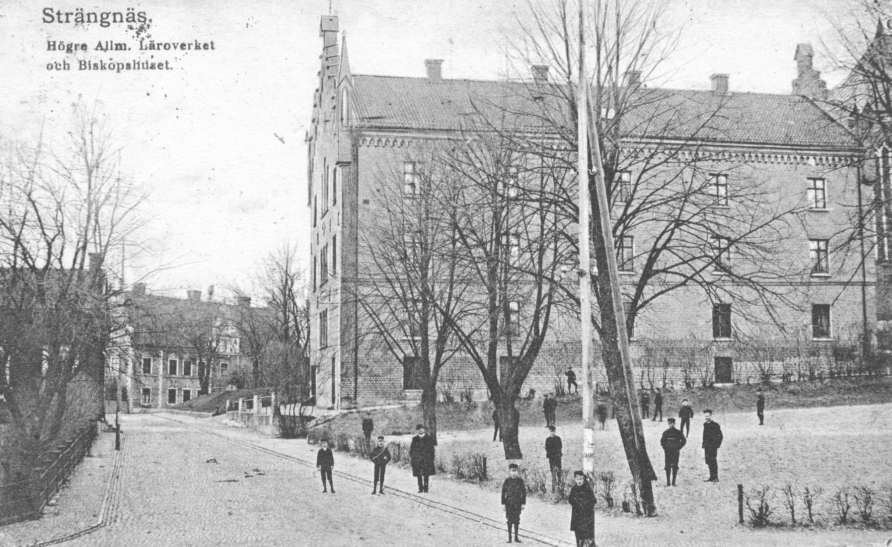 Läroverkets skolgård