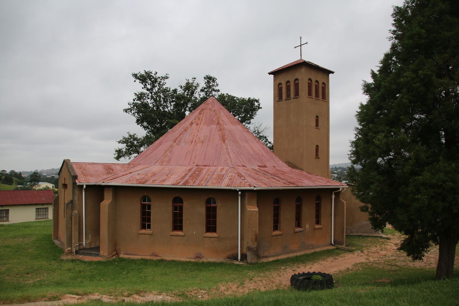 En åttkantig byggnad.