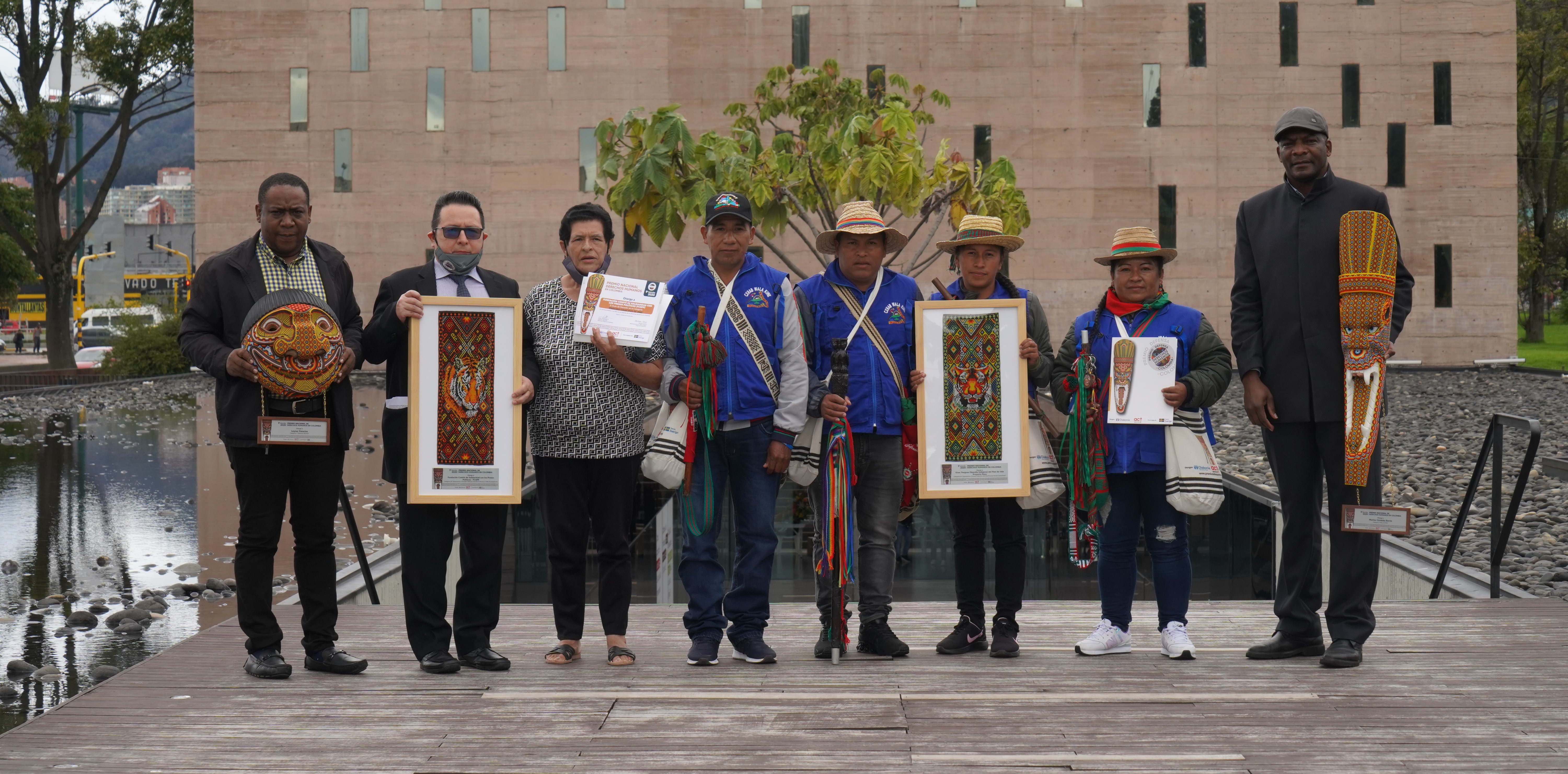  Leyner Palacios, pristagare "Årets människorättsförsvarare"; Fundación Comité de Solidaridad con los Presos Políticos (FCSPP), pristagare "Årets organisation"; Kiwe Thegnas (Guardia Indígena), pristagare "Årets kollektiva insats"; Marino Círdoba Berrío, pristagare "Ett helt liv".