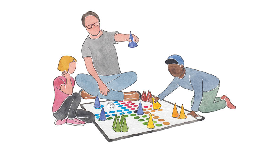 Två barn och en vuxen spelar Fia