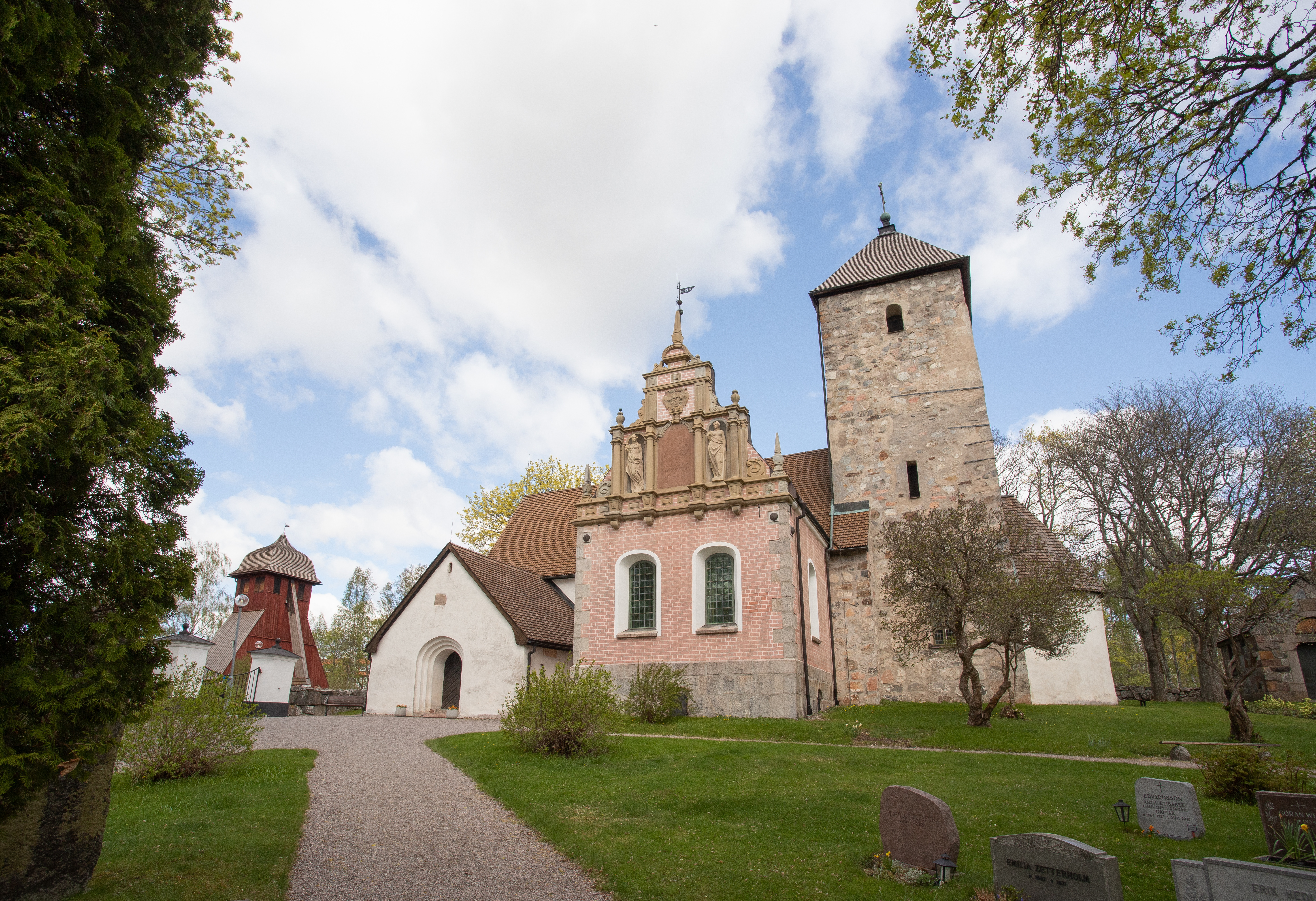 Ett fotografi av Norrsunda kyrka